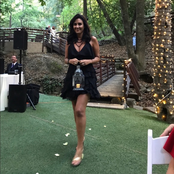 ALICE & OLIVIA FLIRTY BLACK RUFFLE MINI DRESS - Picture 10 of 10